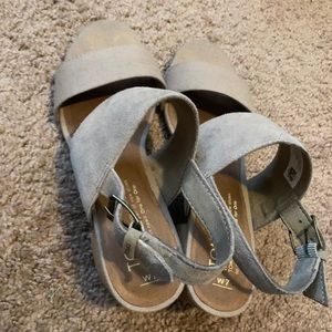toms heels
